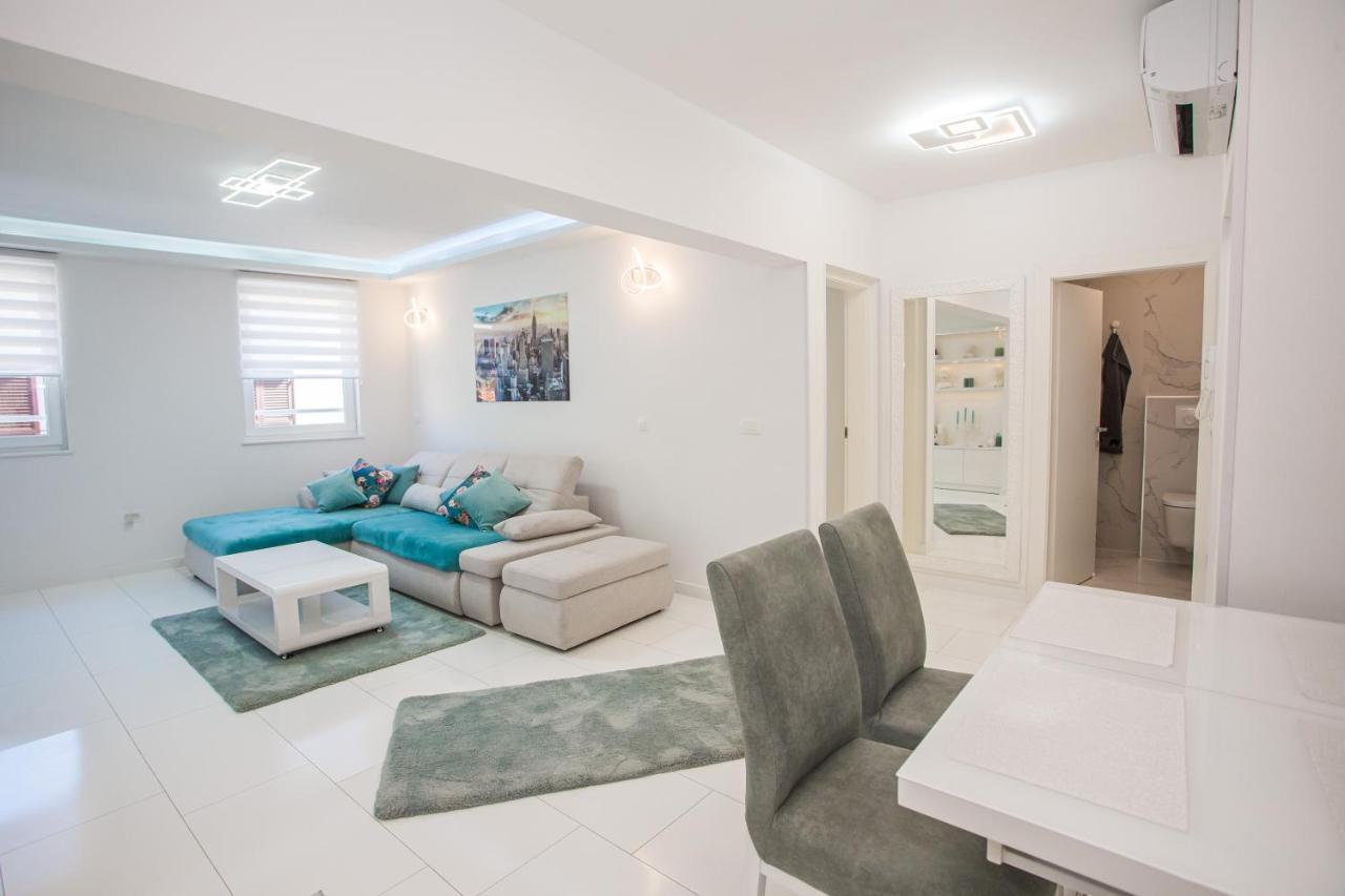 Apartman Pascal Porec Exterior photo