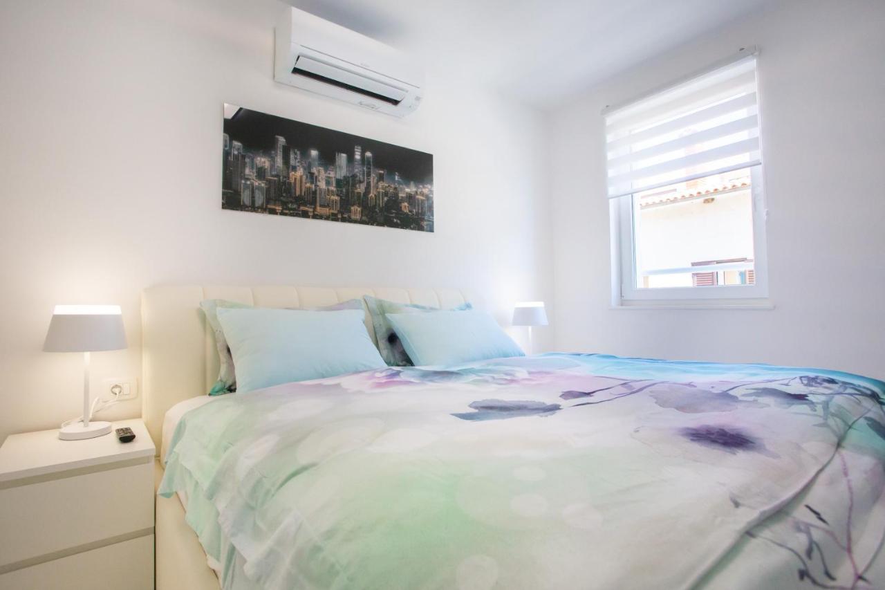 Apartman Pascal Porec Exterior photo