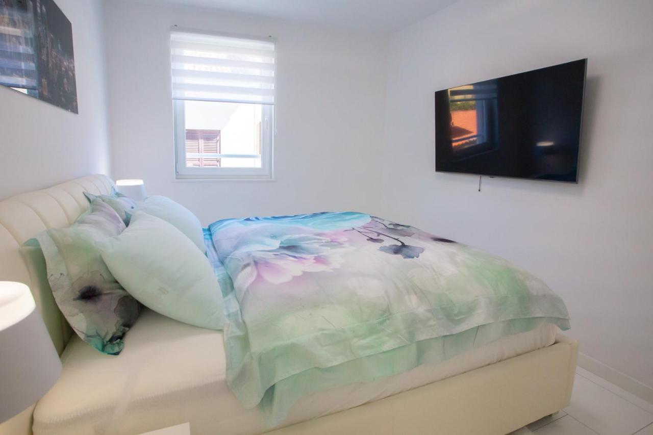 Apartman Pascal Porec Exterior photo